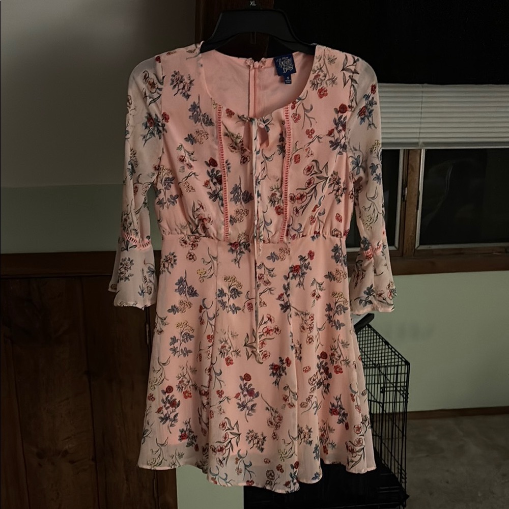 Pink Mini Sundress with Pleated Tiered Design and 3/4 Bell Sleeves